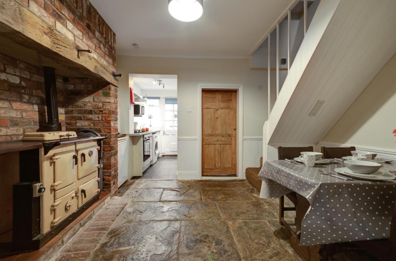Pansy Cottage In Historic Tewkesbury - Sleeps 5 - Pets Welcome Zewnętrze zdjęcie